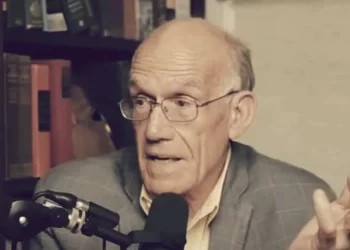 Victor-Davis-Hanson-1