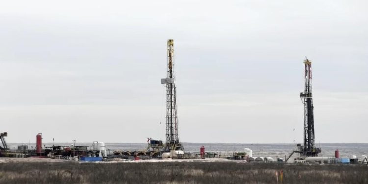 Record Oil Deal’s Benefits Go Beyond Big Business